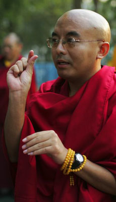 Mingyur Rinpoche Talking