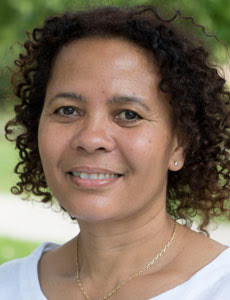 antonia-sumbundu-201708-230×300